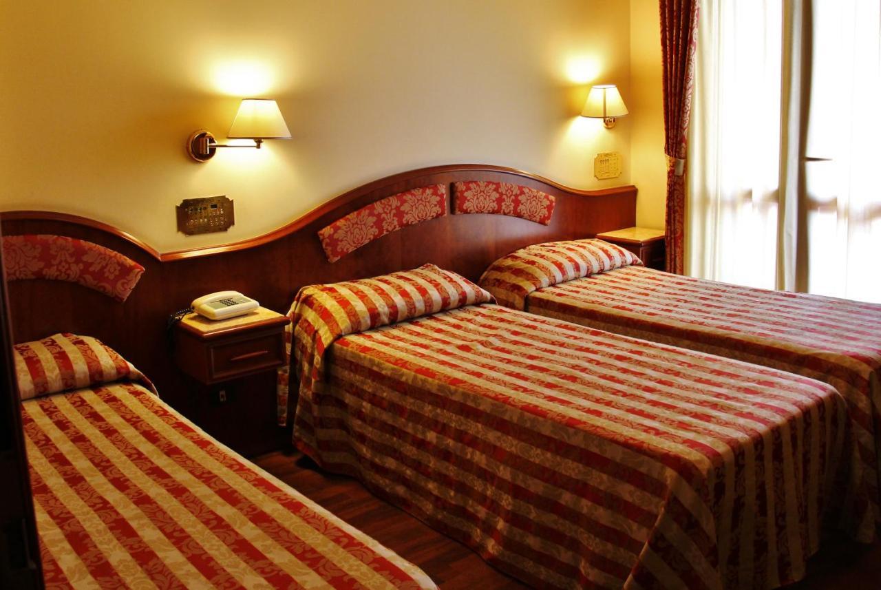 Hotel Valdaso ペダーゾ エクステリア 写真