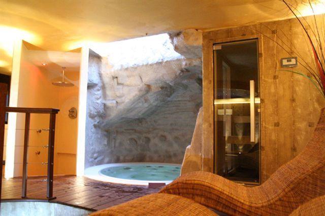Hotel Valdaso ペダーゾ エクステリア 写真